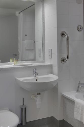 ห้องน้ำ, Best Western Pontypool Metro Hotel in พอนตีพูล ห้องน้ำ, Best Western Pontypool Metro Hotel in พอนตีพูล