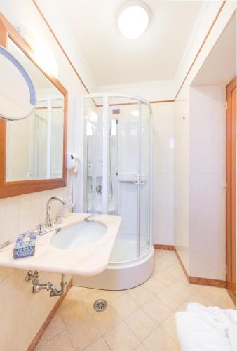 This photo about Diana Park Hotel shared on HyHotel.com