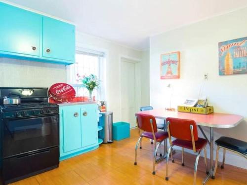 This photo about Apartment Lovely Historic Brownstone shared on HyHotel.com