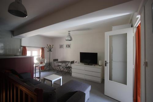 Létesítmények, Le Petit St Lazare in Autun Létesítmények, Le Petit St Lazare in Autun