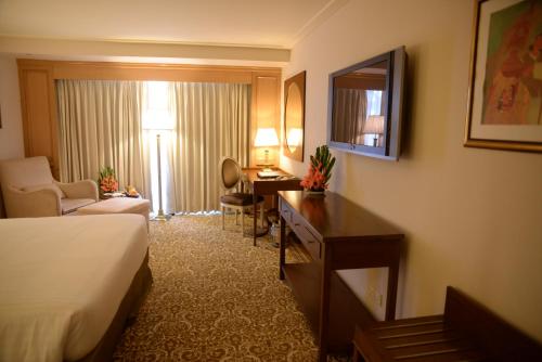 Guestroom, Pearl Continental Karachi in Karachi Guestroom, Pearl Continental Karachi in Karachi