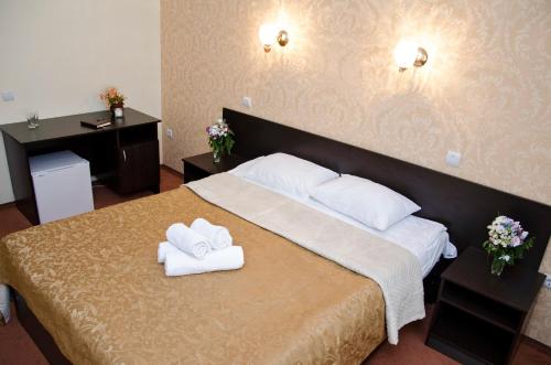 This photo about Snezhniy Bars Cheget shared on HyHotel.com