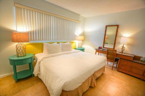 在meiguo.com看到的Sea Cliff Hotel的介绍图片