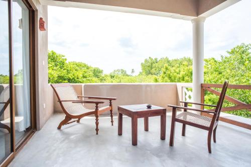 陽台/露台, 納格納希拉海灘別墅 (Nagenahira Beach Villas) in 亭可馬里 陽台/露台, 納格納希拉海灘別墅 (Nagenahira Beach Villas) in 亭可馬里