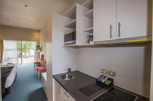 The Claremont Motel in Martinborough The Claremont Motel in Martinborough