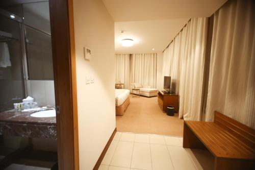 This photo about Mena Airport Hotel Jeddah shared on HyHotel.com
