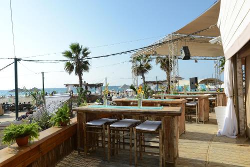 Bamboo Resort 
Bamboo Resort