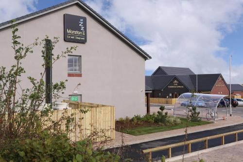 Vista exterior, Harbour Spring, Peterhead by Marston's Inns in Peterhead Vista exterior, Harbour Spring, Peterhead by Marston's Inns in Peterhead