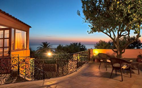 شرفة/ تراس, Hotel il Girasole Capri in اناكابري شرفة/ تراس, Hotel il Girasole Capri in اناكابري