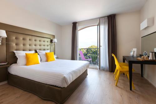 Quality Suites Maisons-Laffitte Paris Ouest in Maisons-Laffitte Quality Suites Maisons-Laffitte Paris Ouest in Maisons-Laffitte