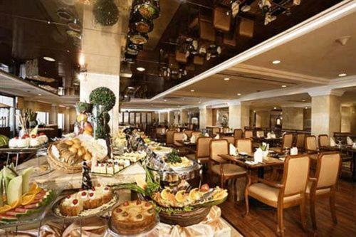 Restaurant, Hotel New Saphir Yogyakarta in Yogyakarta Restaurant, Hotel New Saphir Yogyakarta in Yogyakarta