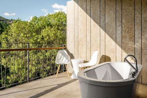 Terraza/balcón, Aqua Village, Health Resort in Oliveira Do Hospital Terraza/balcón, Aqua Village, Health Resort in Oliveira Do Hospital