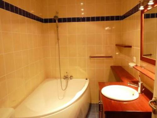 This photo about Fleuris Purple shared on HyHotel.com