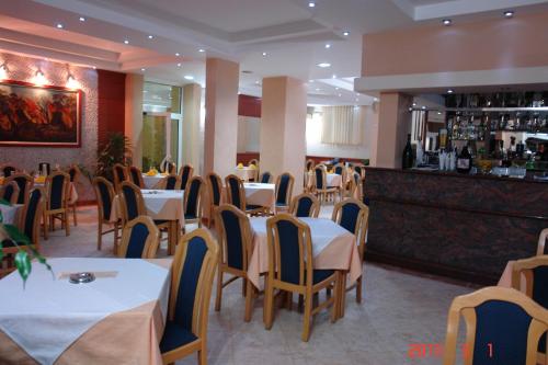 Ресторан, Guest House-MD in Бар Ресторан, Guest House-MD in Бар