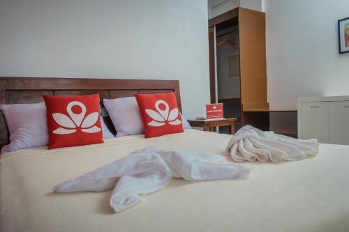 This photo about ZEN Rooms Basic Jacana Road Palawan shared on HyHotel.com
