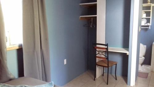 Roatan Backpackers' Hostel in Roatan Island Roatan Backpackers' Hostel in Roatan Island