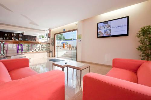 酒吧/高級酒吧, 阿祖拉尼地中海酒店 (azuLine Hotel Mediterraneo) in 濱河聖埃烏拉利亞 酒吧/高級酒吧, 阿祖拉尼地中海酒店 (azuLine Hotel Mediterraneo) in 濱河聖埃烏拉利亞