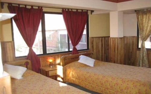 This photo about Hostal Valle Hermoso II shared on HyHotel.com