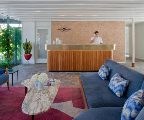 Beverly Laurel Motor Hotel in West Hollywood Beverly Laurel Motor Hotel in West Hollywood