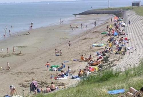 Beach, Oesterbaai 35 in Verspreide huizen Wemeldinge Beach, Oesterbaai 35 in Verspreide huizen Wemeldinge