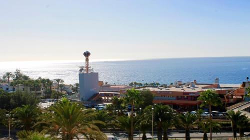 This photo about Apartamento Monte Rojo San Agustin shared on HyHotel.com