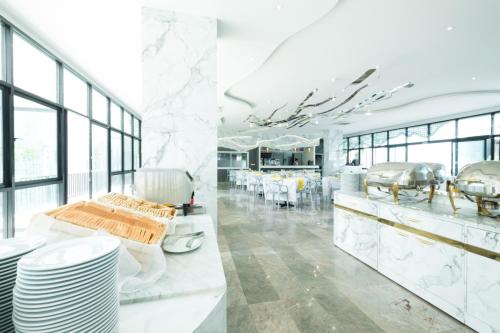 レストラン, P プラス ホテル (P Plus Hotel) in パタヤ レストラン, P プラス ホテル (P Plus Hotel) in パタヤ