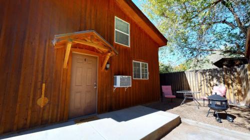 Cliff Dweller Condo #4
Cliff Dweller Condo #4