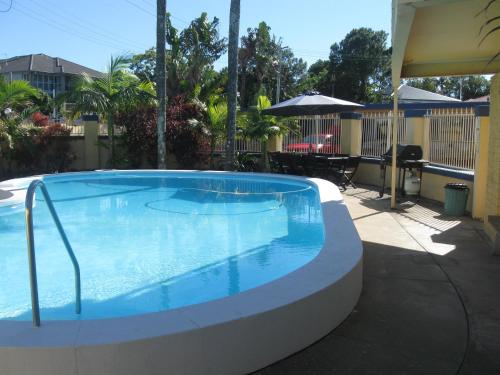 Bazen, Sunburst Motel in Biggera Waters Bazen, Sunburst Motel in Biggera Waters