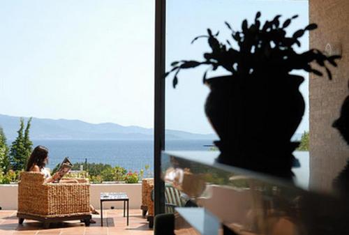 شرفة/ تراس, صن بيتش (Sun Beach) in Ajaccio City Center شرفة/ تراس, صن بيتش (Sun Beach) in Ajaccio City Center