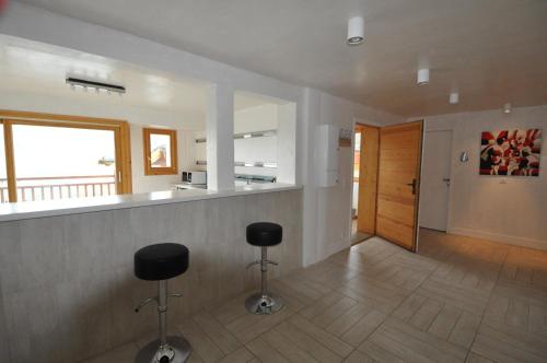 Kitchen, Chalet D' Edmond in Les Granges Kitchen, Chalet D' Edmond in Les Granges