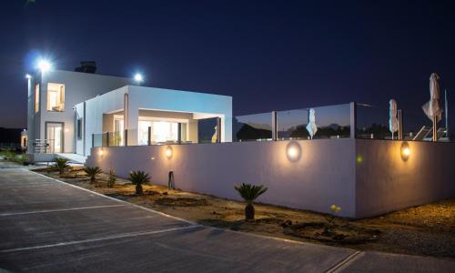This photo about Aegean Horizon Beachfront Villas shared on HyHotel.com