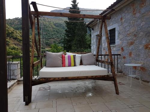 Leonidio Stone House in พอร์โต เคไล Leonidio Stone House in พอร์โต เคไล