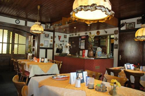 Restaurant, Dinkelsbuhler Hof in Dinkelsbuhl Restaurant, Dinkelsbuhler Hof in Dinkelsbuhl