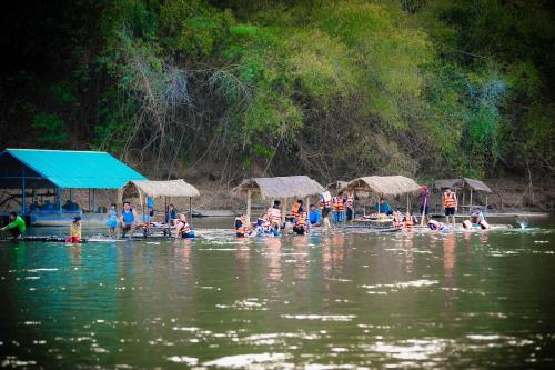 ブティック ラフト リゾート リバー クアイ14