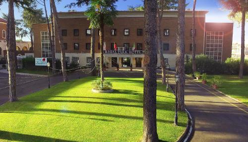 This photo about Regal Park Hotel shared on HyHotel.com