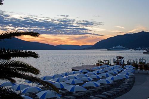 شاطئ, فندق بالما (Hotel Palma) in تيفات شاطئ, فندق بالما (Hotel Palma) in تيفات