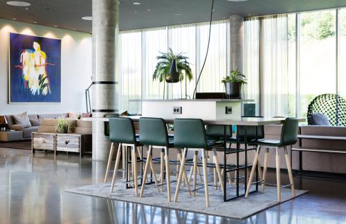 Business Center, Comfort Hotel Bergen Airport in Bergen Business Center, Comfort Hotel Bergen Airport in Bergen
