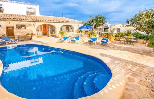 Hotel Villa CV-745