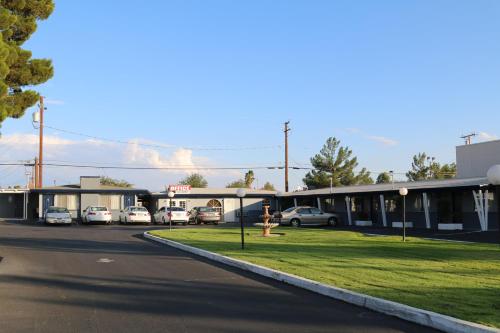 موتيل نيو كورال (NEW CORRAL MOTEL) in Victorville موتيل نيو كورال (NEW CORRAL MOTEL) in Victorville
