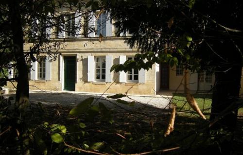 La villa Saint-Hilaire in Portets La villa Saint-Hilaire in Portets