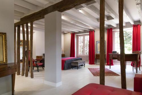 Petit loft de charme proche VERSAILLES SACLAY 30 mn PARIS jardin terrasse parking securise in Janvry Petit loft de charme proche VERSAILLES SACLAY 30 mn PARIS jardin terrasse parking securise in Janvry