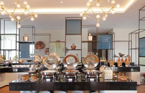 Food and beverages, Swiss-Belinn Airport Surabaya in Waru Food and beverages, Swiss-Belinn Airport Surabaya in Waru