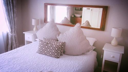 This photo about Carmel Coastal Retreat shared on HyHotel.com