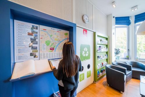 Előcsarnok, Auberge de Jeunesse de Namur in Namur Előcsarnok, Auberge de Jeunesse de Namur in Namur