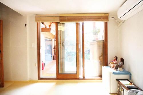 This photo about Sori poonggyung shared on HyHotel.com