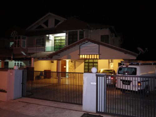 This photo about Alor Akar Homestay shared on HyHotel.com