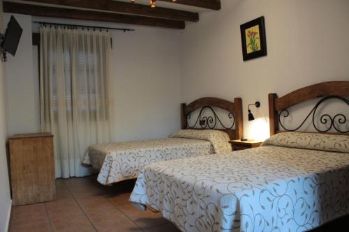 This photo about Casa Rural Puerto Del Emperador shared on HyHotel.com