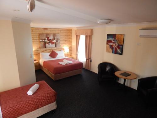 Cotswold Motor Inn in Toowoomba City Center Cotswold Motor Inn in Toowoomba City Center