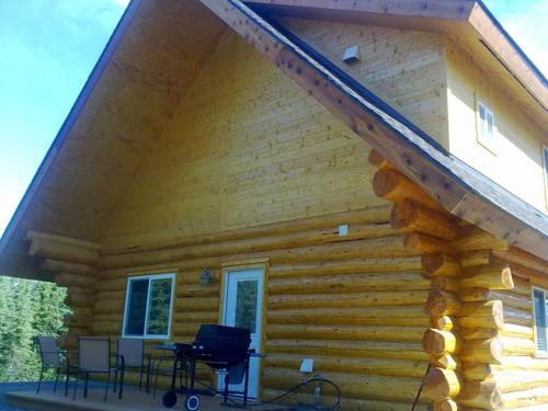 在meiguo.com看到的Salmon Catcher Lodge的介绍图片