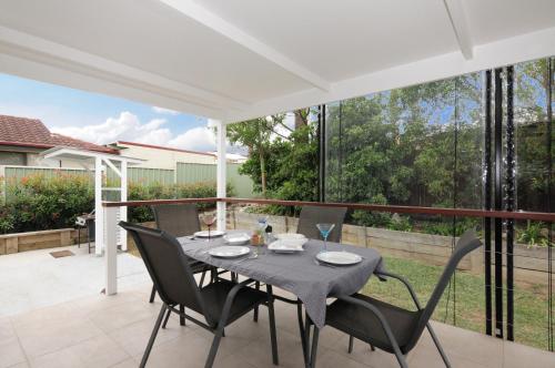 Balcony/terrace, Sandy Feet Getaway in Jervis Bay Balcony/terrace, Sandy Feet Getaway in Jervis Bay